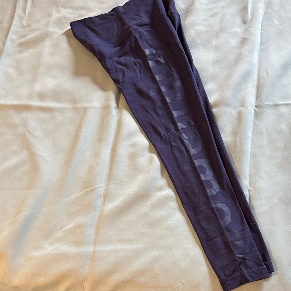 Lululemon Blue/Purple align Leggings with branding down leg size 6.